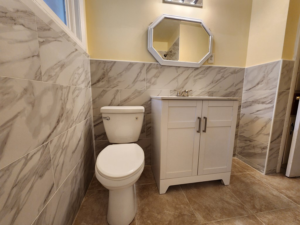 3075 Plantation Road Columbus, GA 31903 - Photo 16 of 33 2nd Bath Room