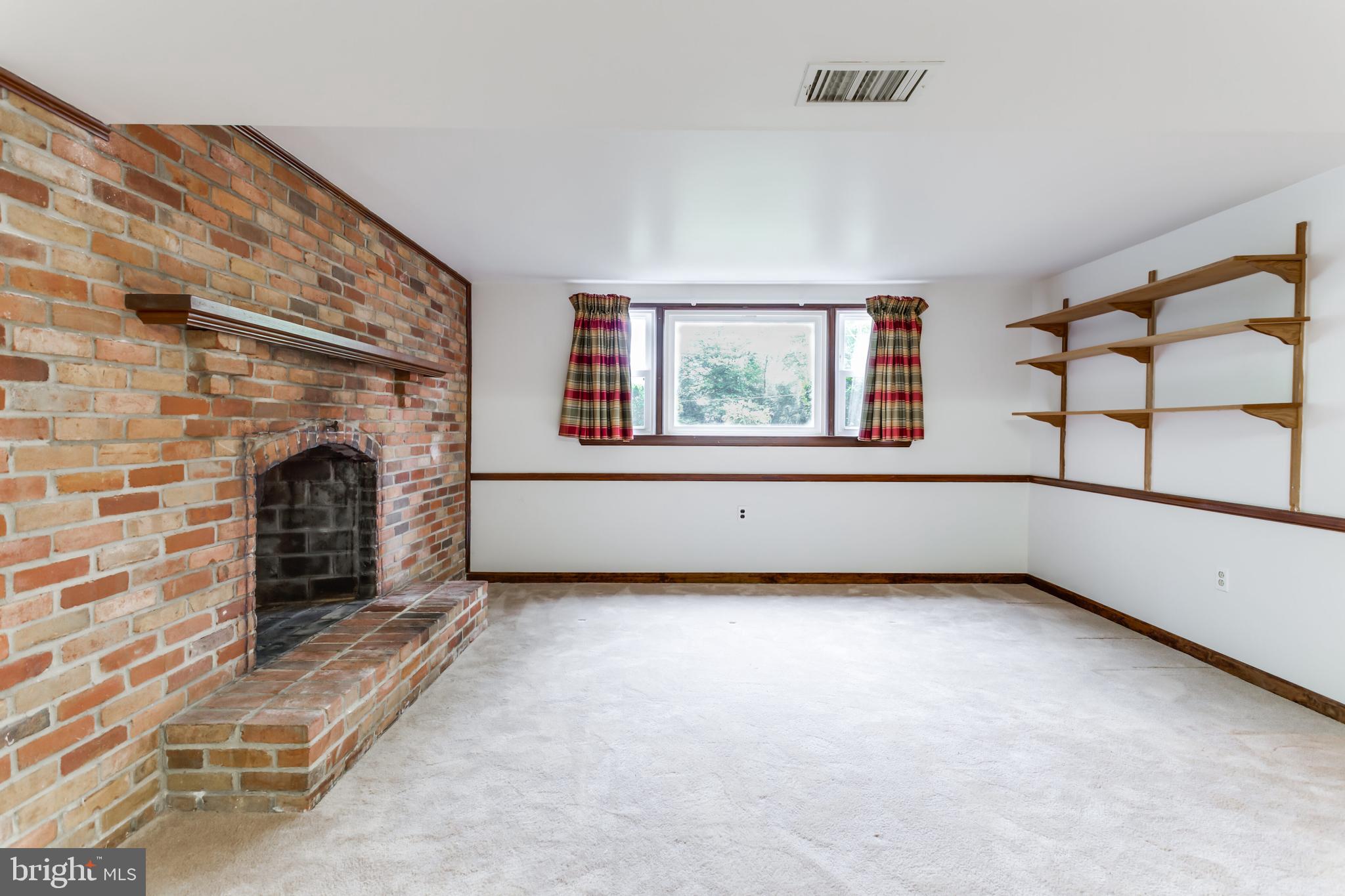 16001 Ashbox Road Brandywine, MD 20613 - Photo 8 of 47 Gallery Image 8