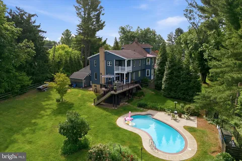 $980,000 | 1622 Jarrettown Road, Dresher, PA 19025