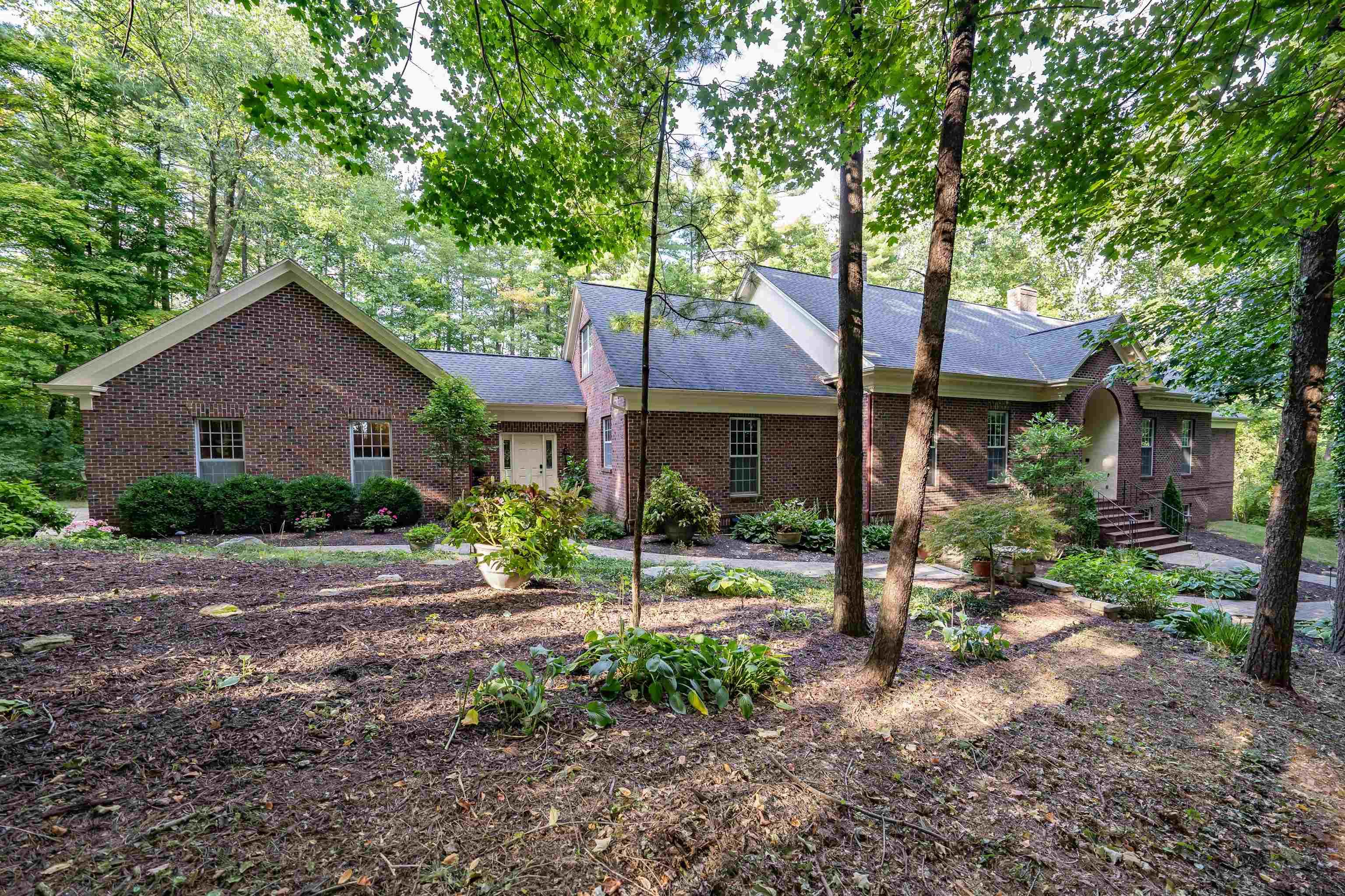 13820 Spring Hollow Road Fort Wayne, IN 46814 - Photo 3 of 36