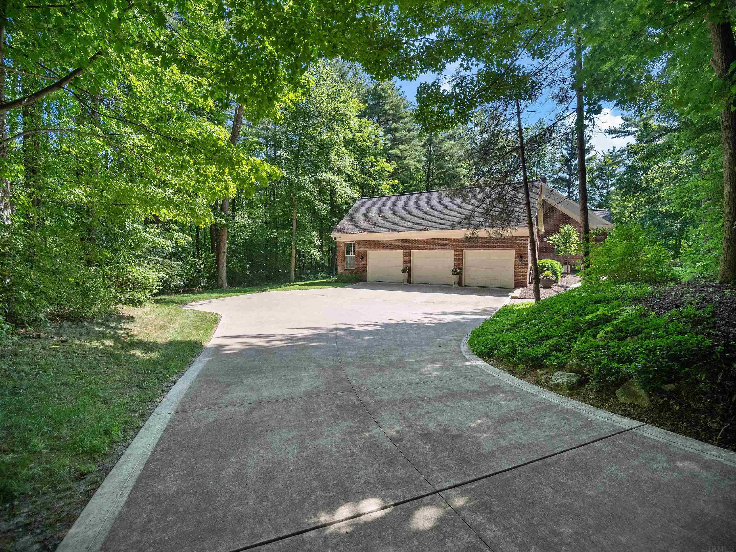 13820 Spring Hollow Road Fort Wayne, IN 46814 - Photo 33 of 36