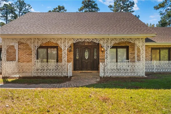 $365,000 | 311 Guillory Street, Oakdale, LA 71463