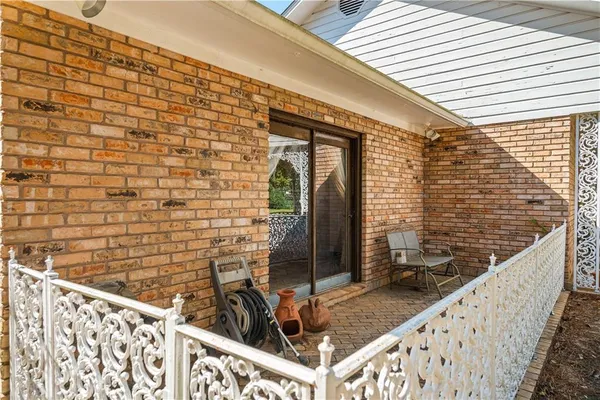 $365,000 | 311 Guillory Street, Oakdale, LA 71463