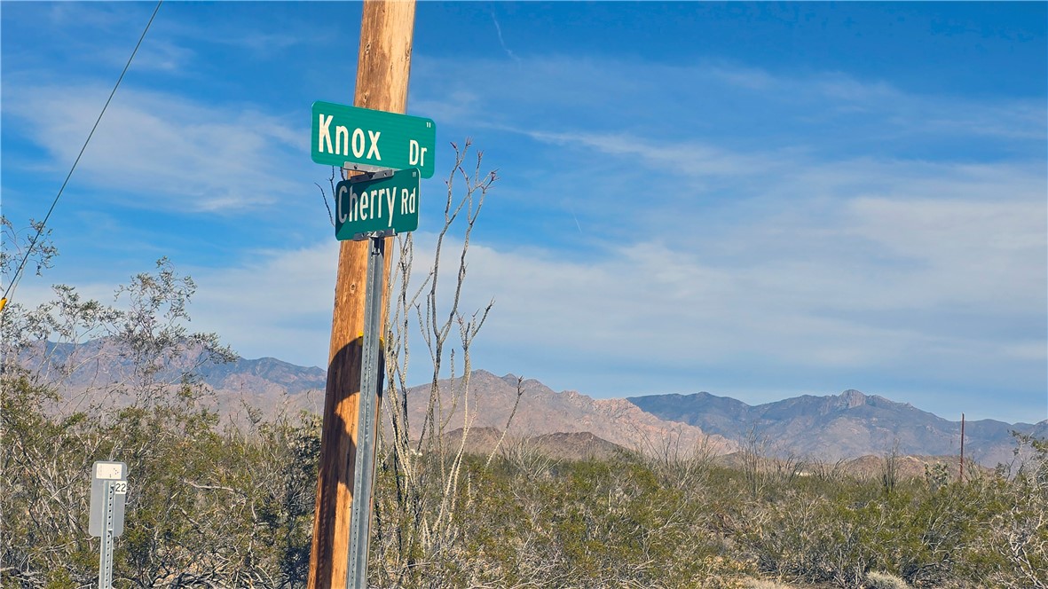 3035 South Castle Butte Road Yucca, AZ 86438 - Photo 19 of 34 View