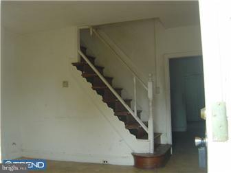 152 Richfield Road Upper Darby, PA 19082 - Photo 4 of 12
