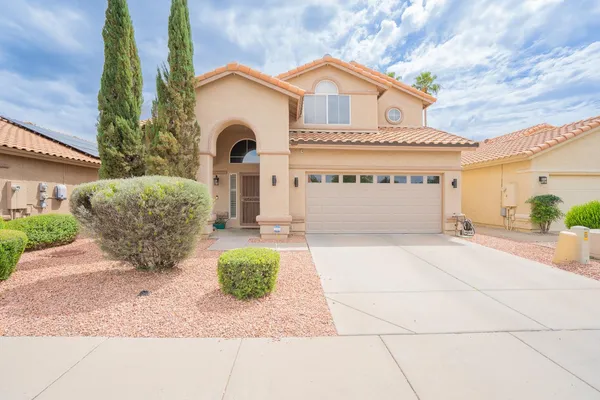 $2,795 | 4613 East Desert Cactus Street, Phoenix, AZ 85032
