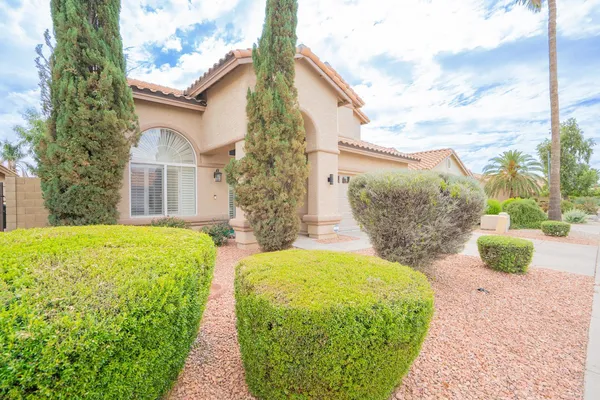 $2,795 | 4613 East Desert Cactus Street, Phoenix, AZ 85032