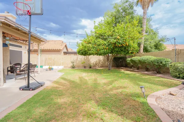 $2,795 | 4613 East Desert Cactus Street, Phoenix, AZ 85032