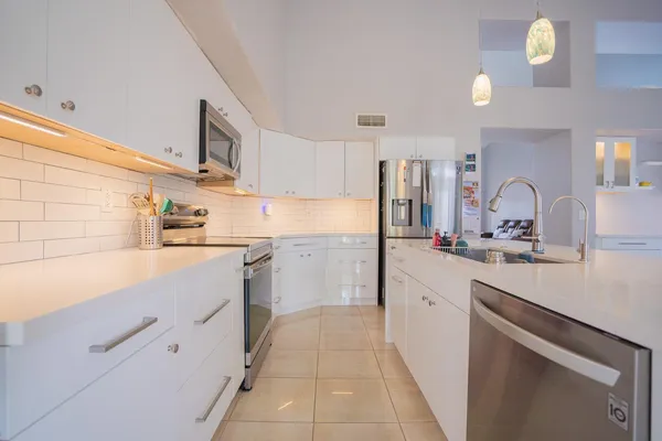 $2,795 | 4613 East Desert Cactus Street, Phoenix, AZ 85032