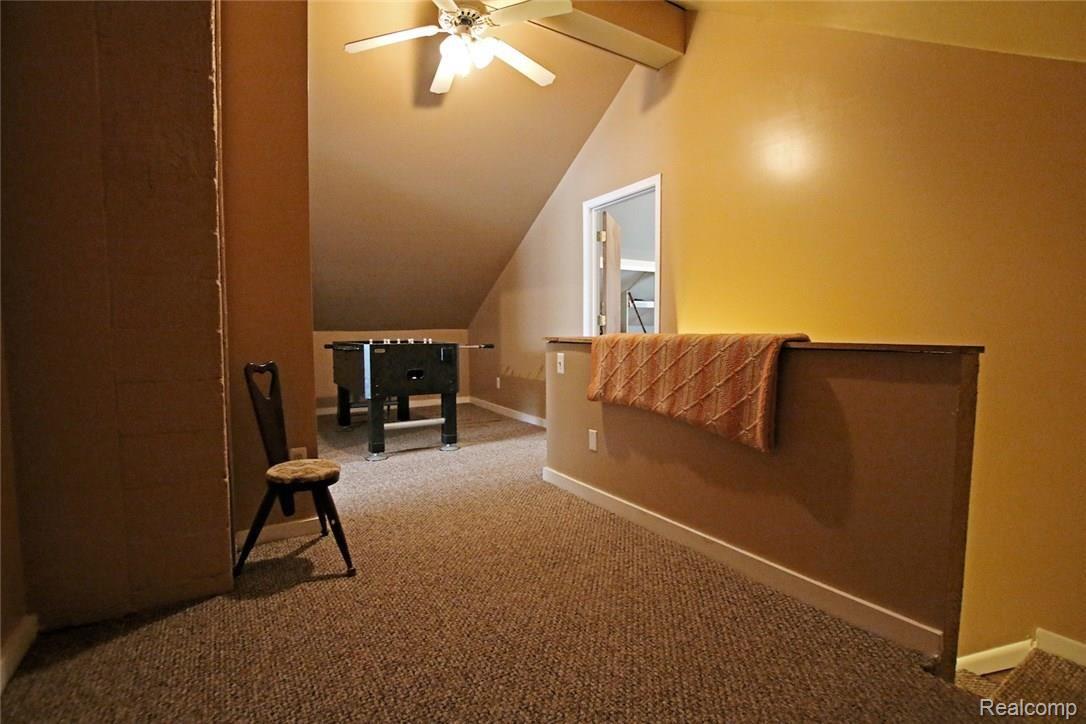 1432 North Van Road Holly, MI 48442 - Photo 24 of 53 24) Upstairs.jpg