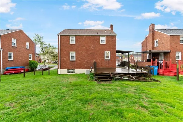 $235,000 | 2050 Elmbrook Lane, Pittsburgh, PA 15243