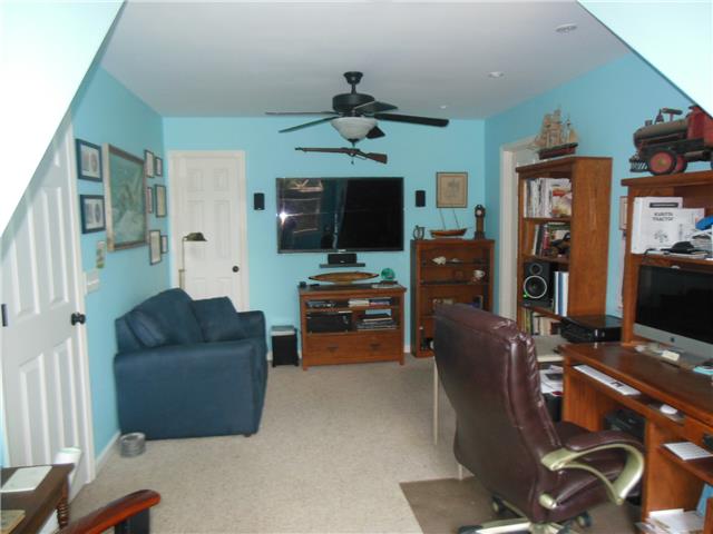 4168 Old Coopertown Road Springfield, TN 37172 - Photo 13 of 20 This is the 3rd bedroom, it's upstairs also but being used as an office. It is a large room and it has a HUGE walk-in closet