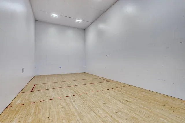 a view of outdoor space yard and porch