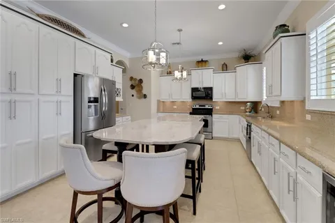 $850,000 | 2165 Vardin Place, Naples, FL 34120