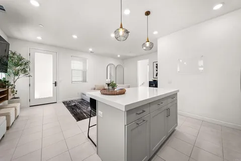 $619,000 | 1226 Sunrise View, Unit 102, San Marcos, CA 92078