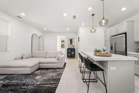 $619,000 | 1226 Sunrise View, Unit 102, San Marcos, CA 92078