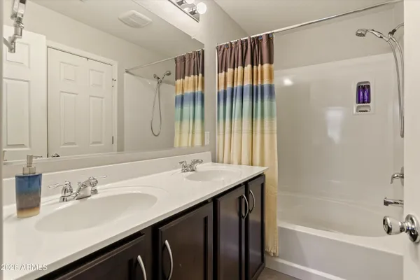 $300,000 | 8131 West Lynwood Street, Phoenix, AZ 85043