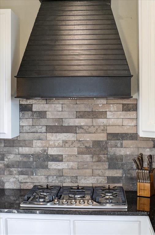 278 Leuschner Road Elm Mott, TX 76640 - Photo 19 of 31 a view of a door