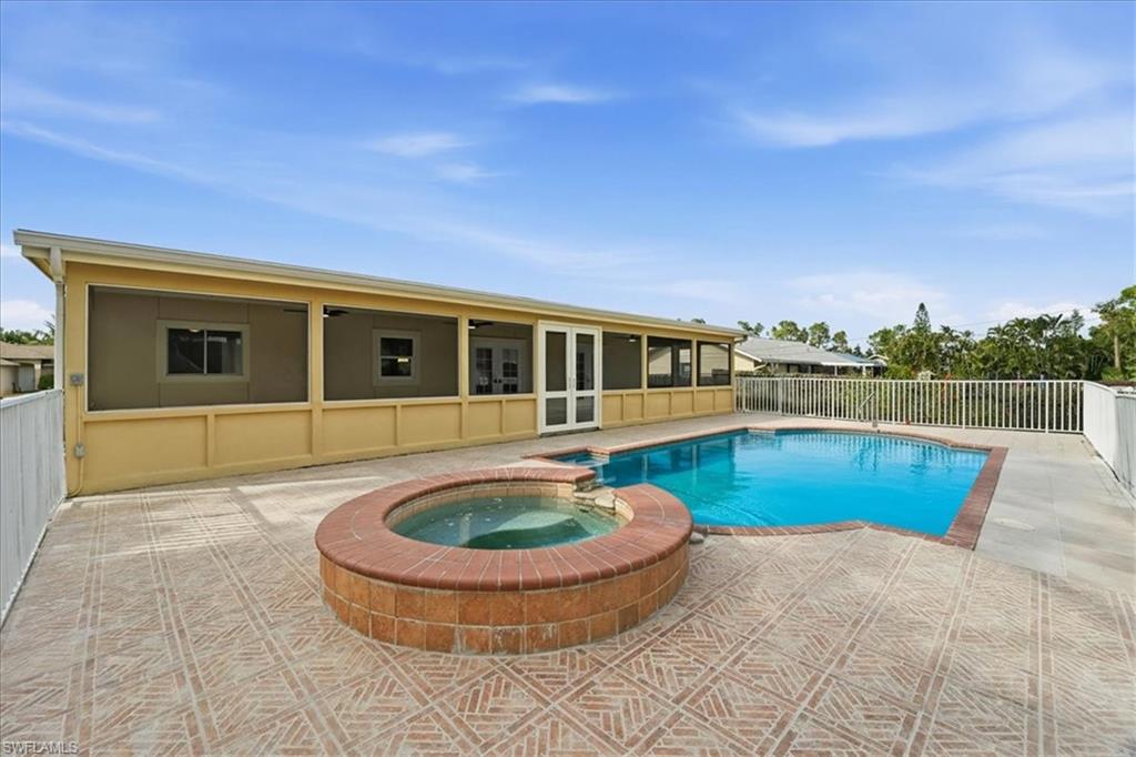 18343 Hawthorne Road Fort Myers, FL 33967 - Photo 8 of 42 Gallery Image 8