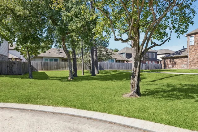 $2,600 | 15922 Eldora Springs Court, Houston, TX 77070