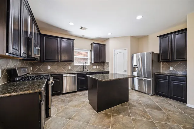 $2,600 | 15922 Eldora Springs Court, Houston, TX 77070