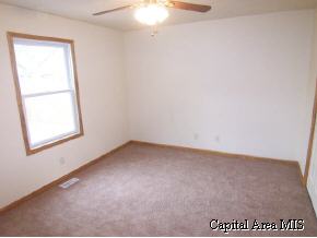 3010 East Trinity Avenue Springfield, IL 62702 - Photo 7 of 9