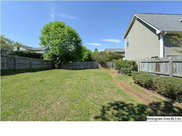104 Ivy Circle Pelham, AL 35124 - Photo 3 of 32