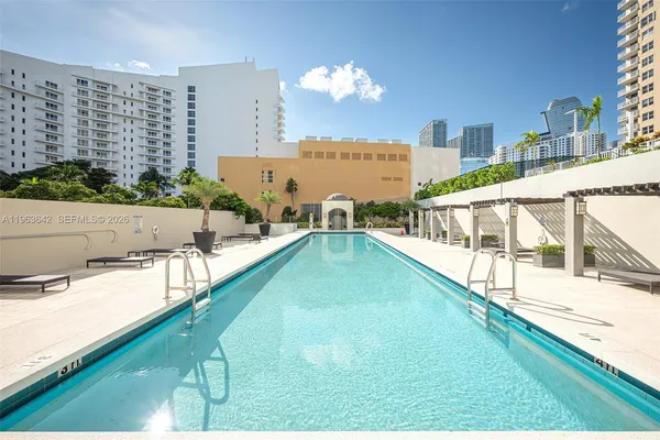 $4,300 | 800 Claughton Island Drive, Unit 905, Miami, FL 33131