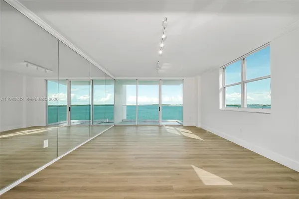 $4,300 | 800 Claughton Island Drive, Unit 905, Miami, FL 33131