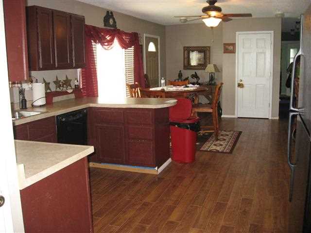 700 Beaumont Road Macomb, IL 61455 - Photo 4 of 17