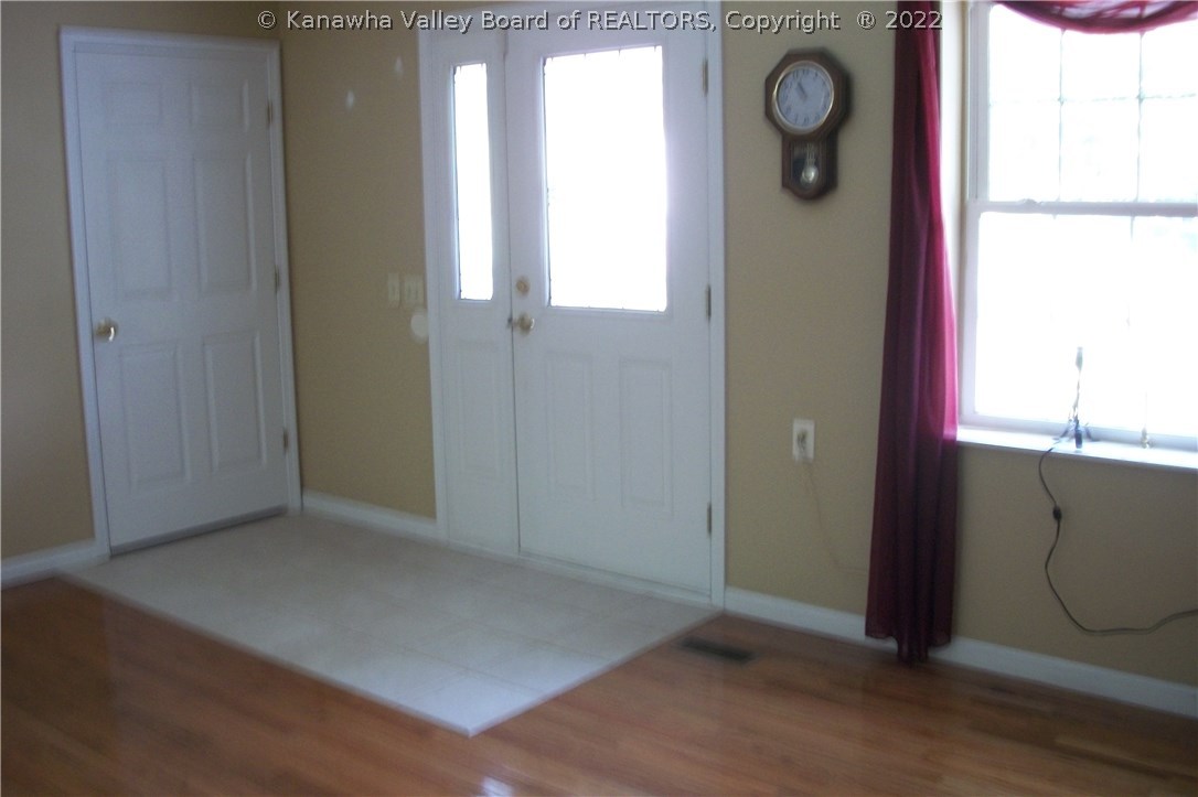2 June Bug Lane Winfield, WV 25213 - Photo 11 of 26 Gallery Image 11