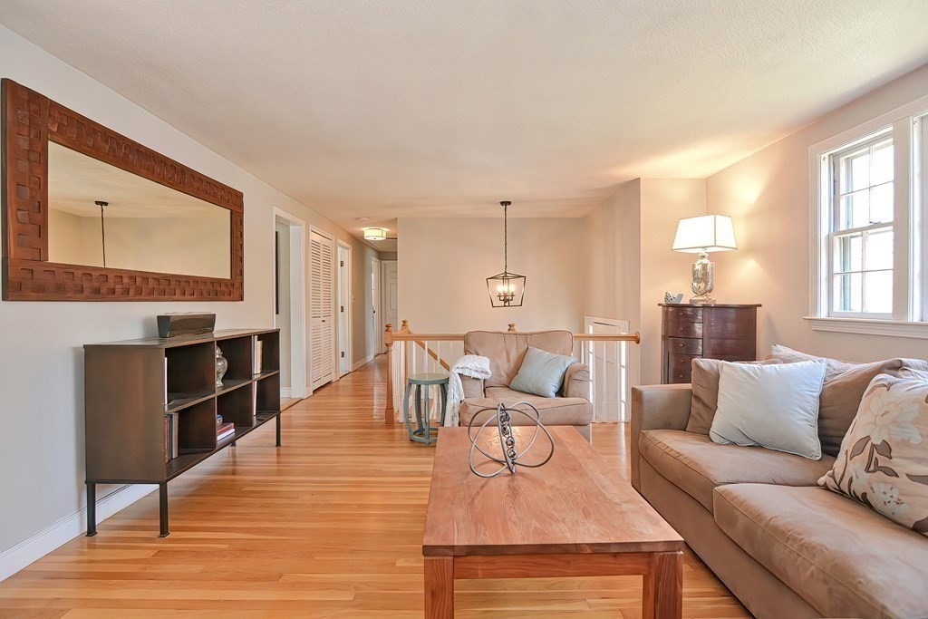 89 Granite Street Medfield, MA 02052 - Photo 7 of 42 Gallery Image 7