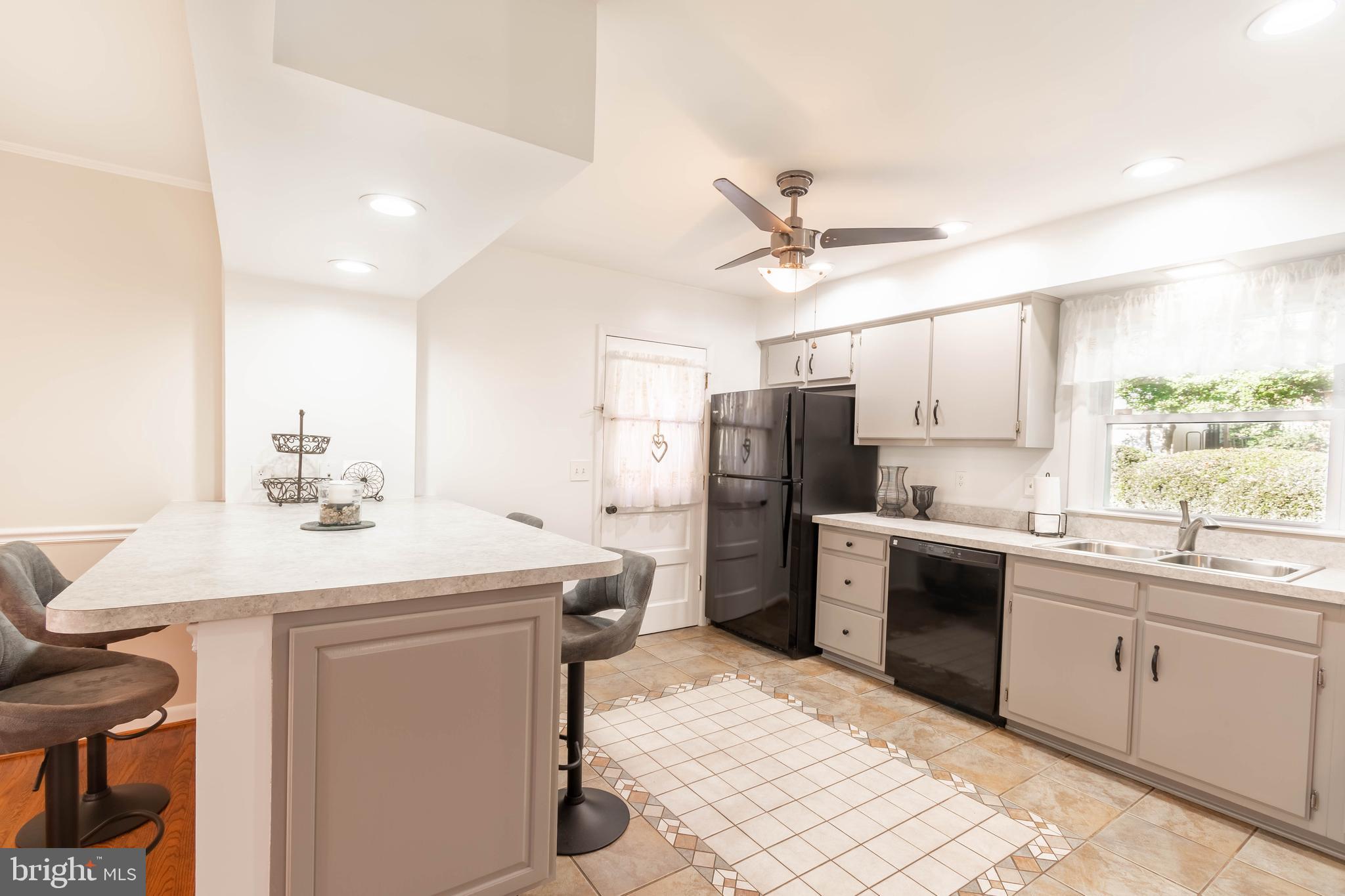 709 Appomattox Road West Davidsonville, MD 21035 - Photo 9 of 49 Gallery Image 9