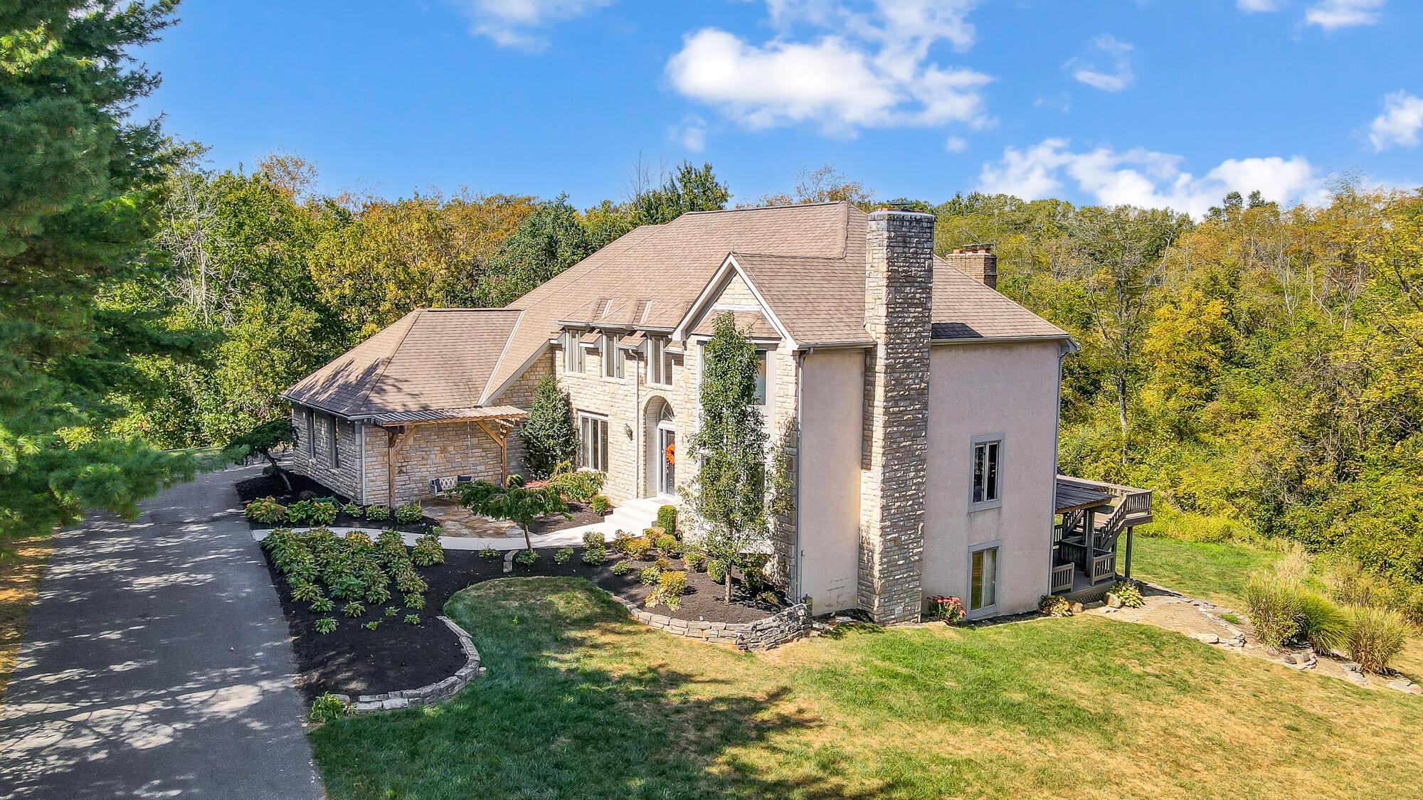 3535 Amity Road Hilliard, OH 43026 - Photo 2 of 93 Beautiful Setting