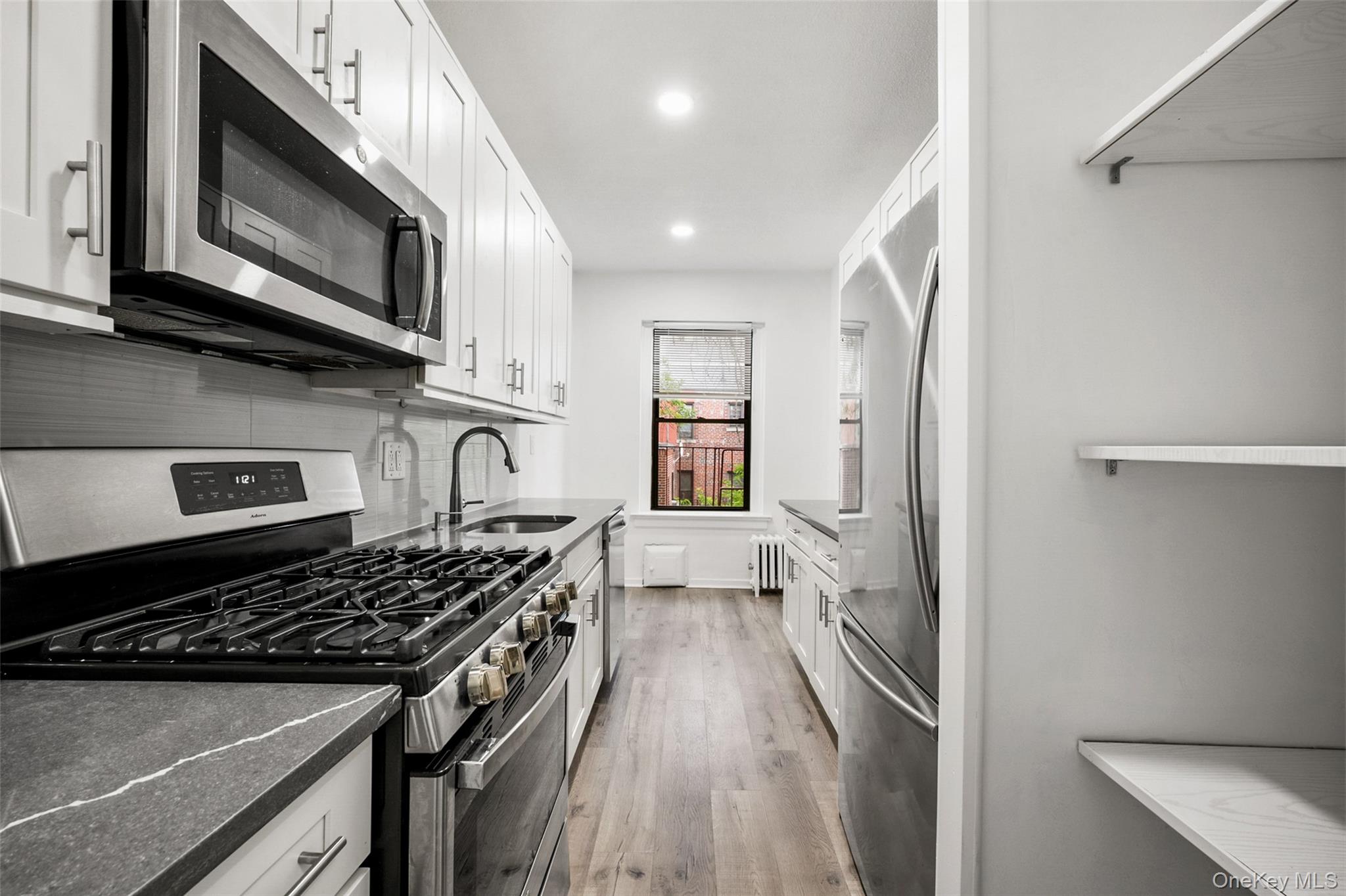 663 Locust Street, Unit 5D Mount Vernon, NY 10552 - Photo 5 of 21