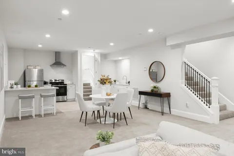 $2,795,000 | 11000 Luxmanor Road, North Bethesda, MD 20852