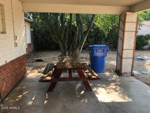 333 West Almeria Road Phoenix, AZ 85003 - Photo 13 of 14 a view of a porch with a yard