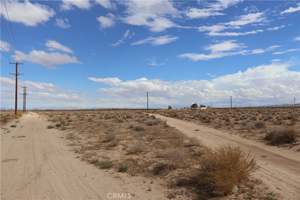 0 Twenty 20 Mule Team Road Boron, CA 93516 - Photo 5 of 8 a view of lake