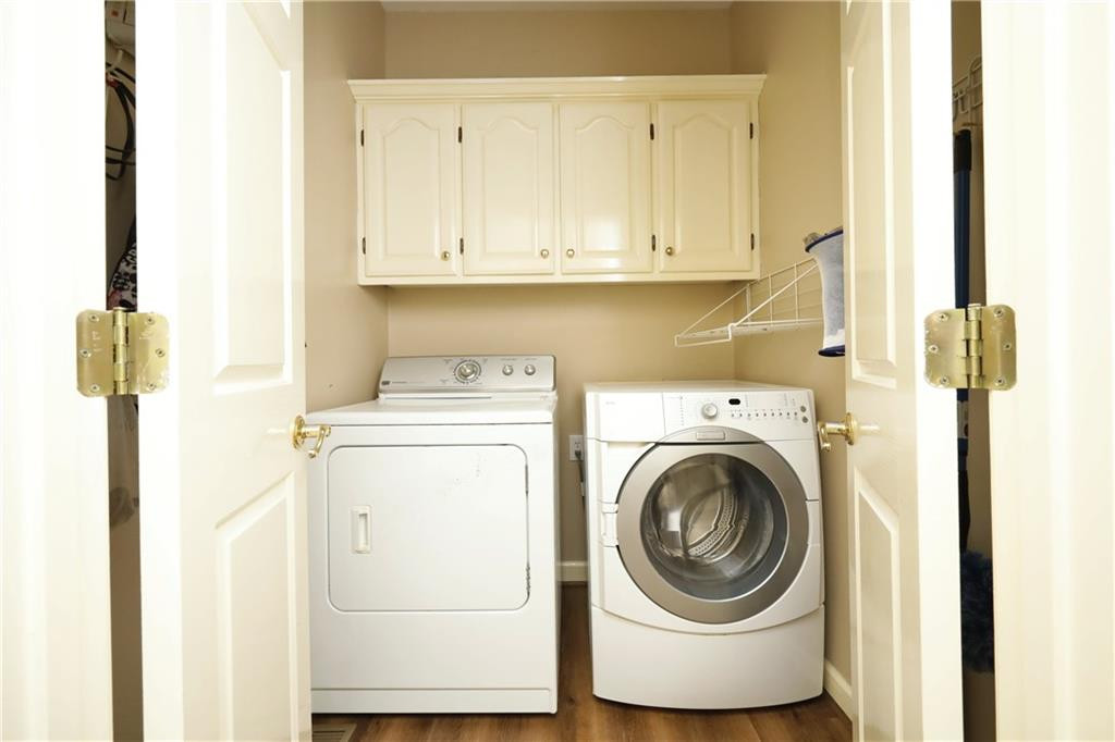 1670 Deep Creek Church Road Burlington, NC 27217 - Photo 18 of 36 a utility room with dryer and washer