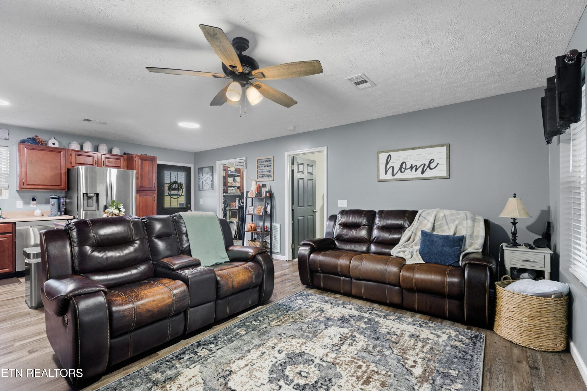 689 Parsonage Road Dandridge, TN 37725 - Photo 7 of 35