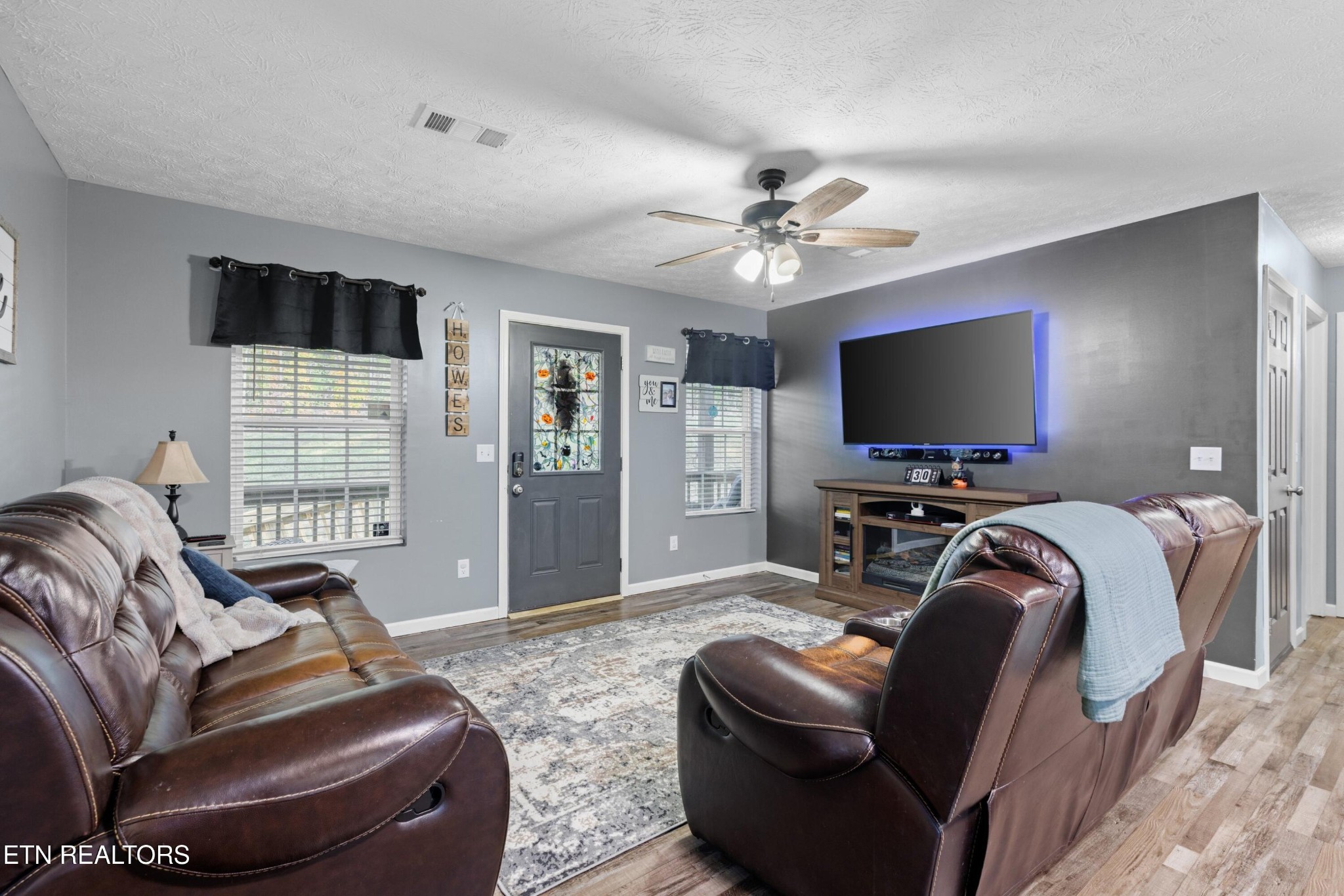 689 Parsonage Road Dandridge, TN 37725 - Photo 8 of 35