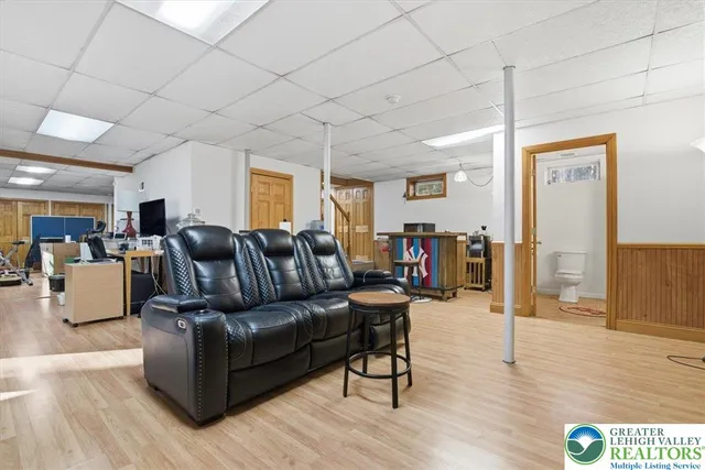 $1,250,000 | 563 Pensyl Creek Road, Stroudsburg, PA 18360