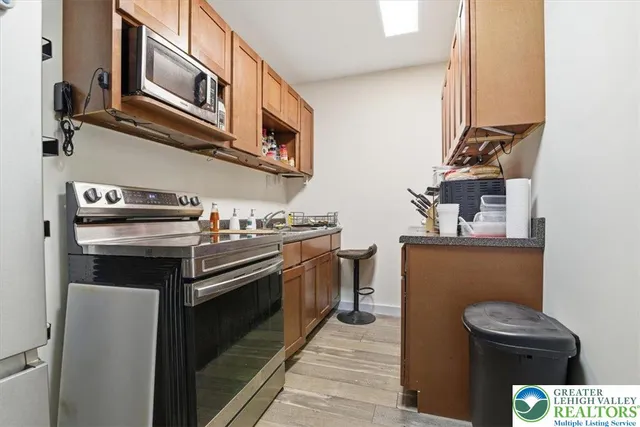 $1,250,000 | 563 Pensyl Creek Road, Stroudsburg, PA 18360