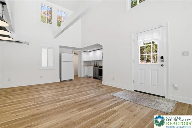 $1,250,000 | 563 Pensyl Creek Road, Stroudsburg, PA 18360