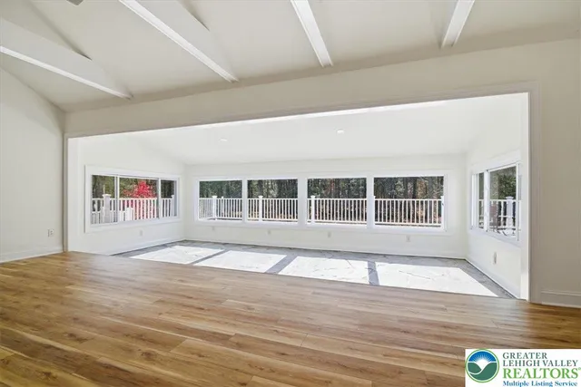 $1,250,000 | 563 Pensyl Creek Road, Stroudsburg, PA 18360