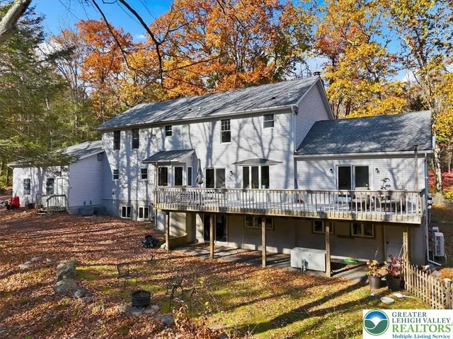 $1,250,000 | 563 Pensyl Creek Road, Stroudsburg, PA 18360