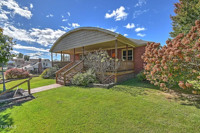 $314,900 | 700 Park Street, Bristol, VA 24201