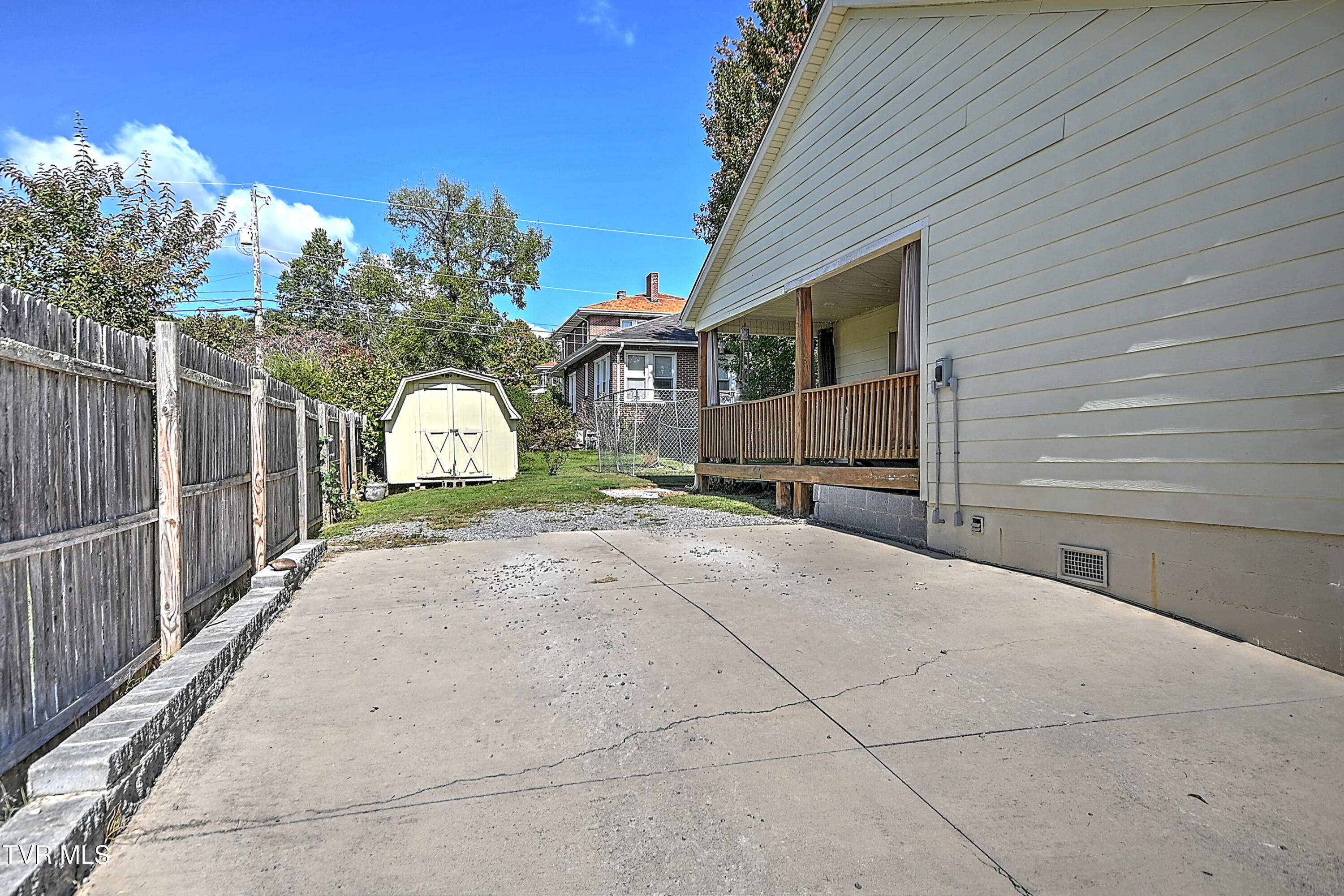 700 Park Street Bristol, VA 24201 - Photo 39 of 45 700 Park St DB-36