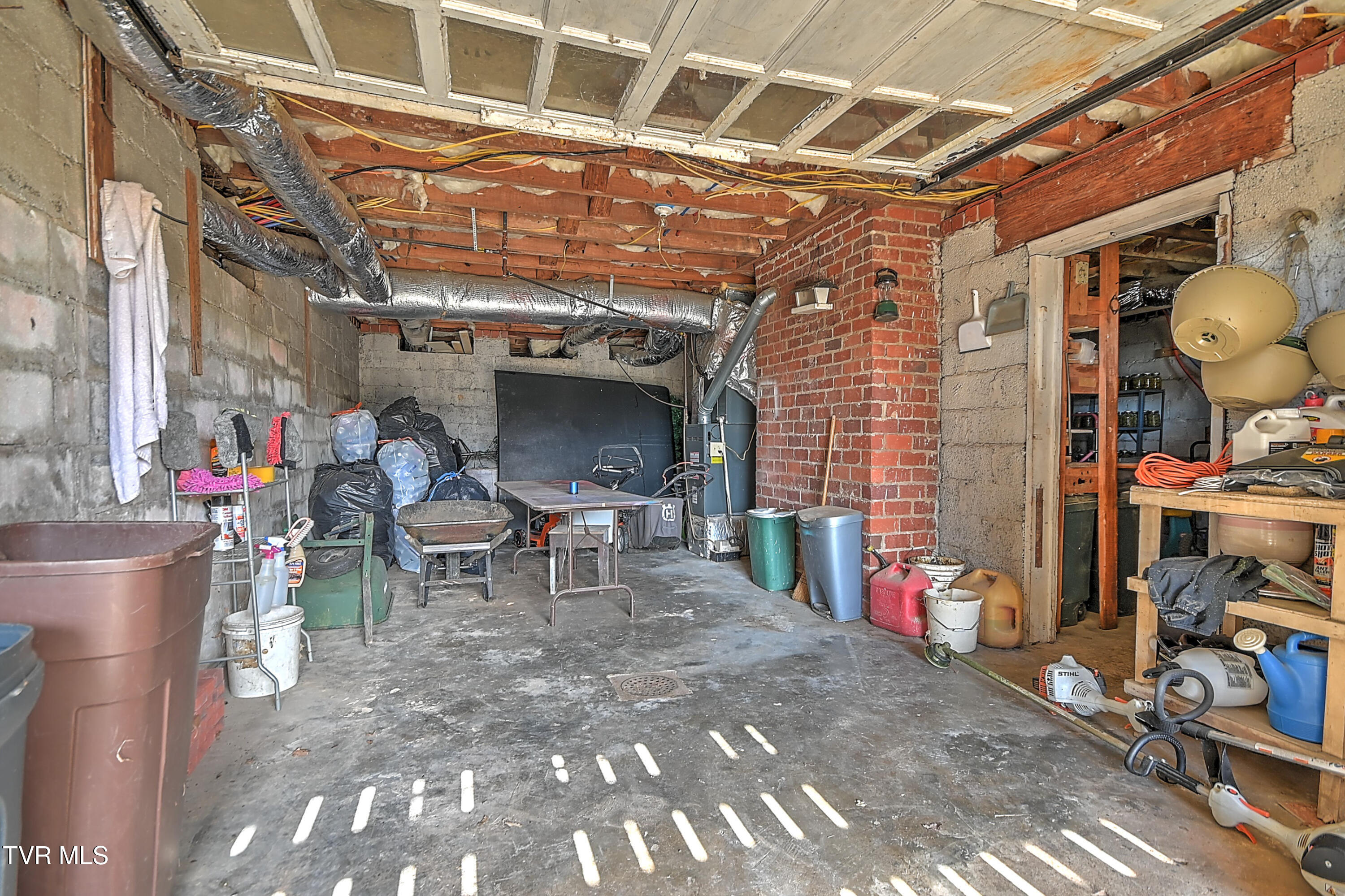 700 Park Street Bristol, VA 24201 - Photo 44 of 45 700 Park St DB-41