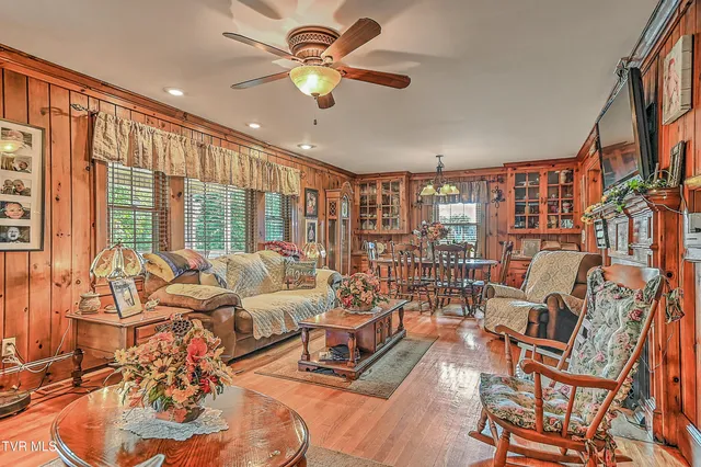 $314,900 | 700 Park Street, Bristol, VA 24201